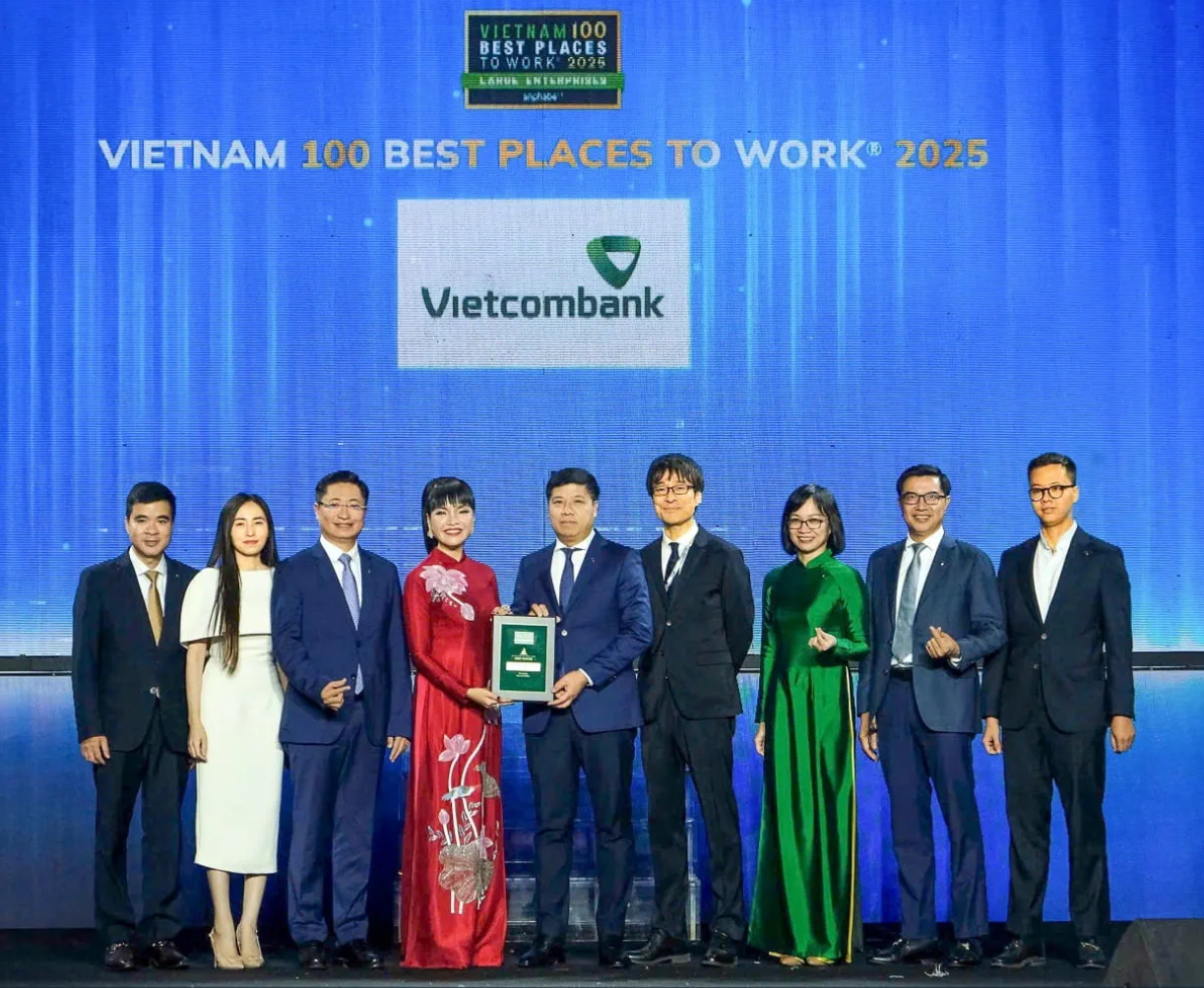 Vietcombank giữ vững vị thế Ngân hàng có môi trường làm việc tốt nhất Việt Nam