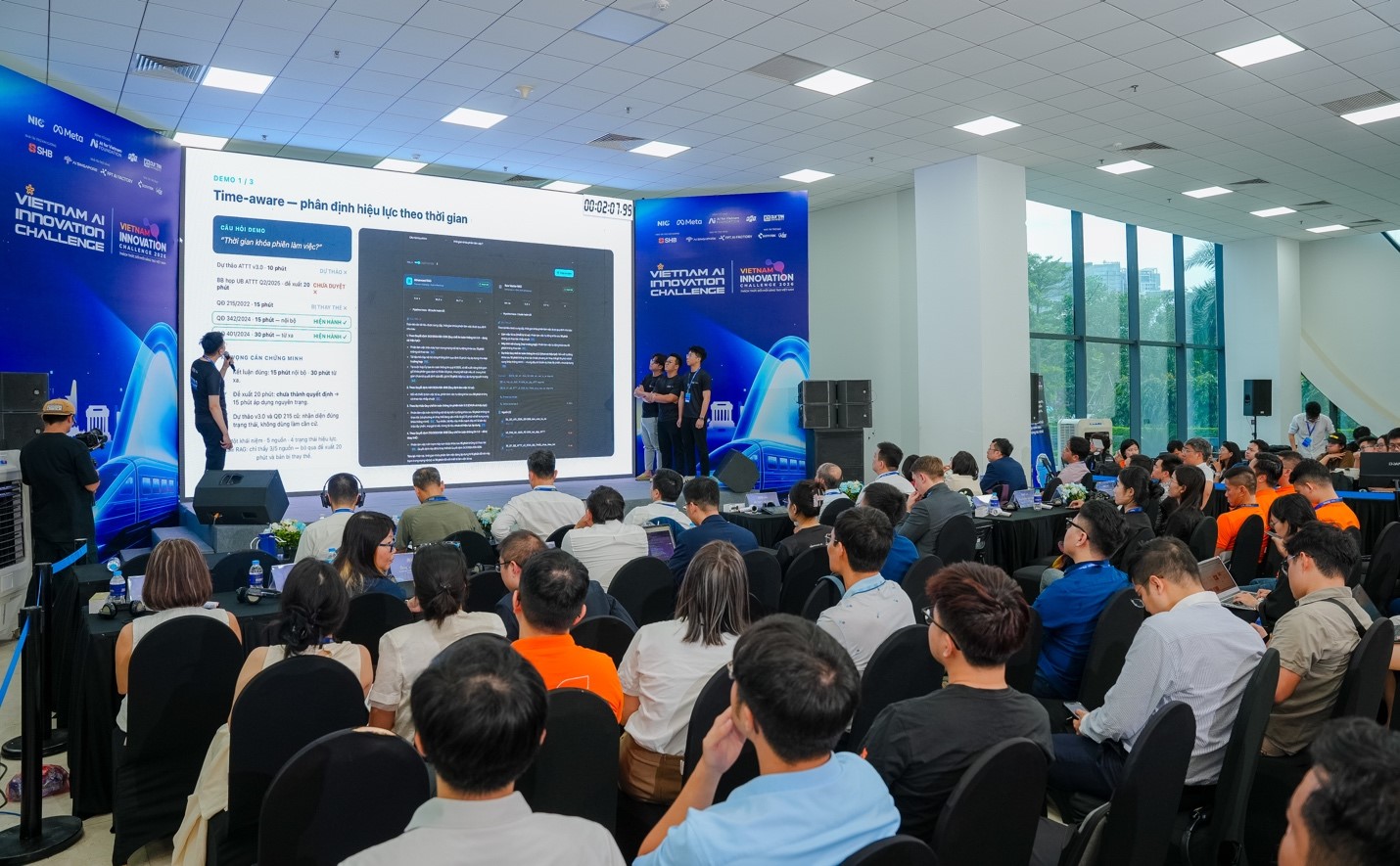 Lễ bế mạc VAIC 2026: Vinh danh thế hệ 'AI Builders' đưa tri thức toàn cầu giải bài toán thực tế Việt Nam