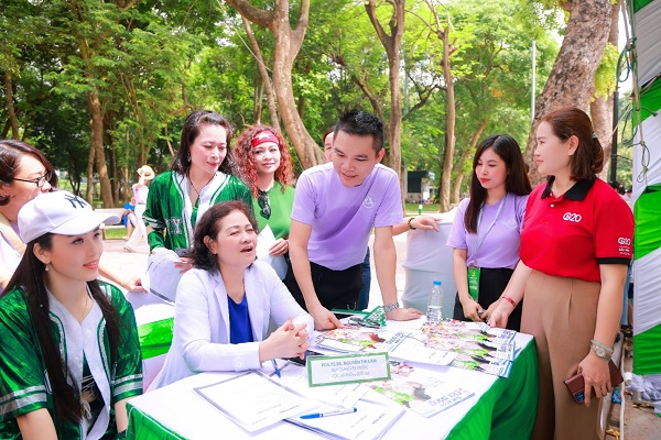 Herbalife Việt Nam đồng hành cùng Báo Sức khỏe & Đời sống tổ chức Ngày Dinh Dưỡng Cộng Đồng Việt Nam lần 7 tại Hà Nội để tiếp tục khuyến khích lối sống lành mạnh 