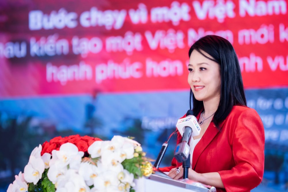 Khai mạc Giải Marathon Quốc tế TP.HCM Techcombank 2025: Hơn 23.000 bước chạy vì một Việt Nam vượt trội