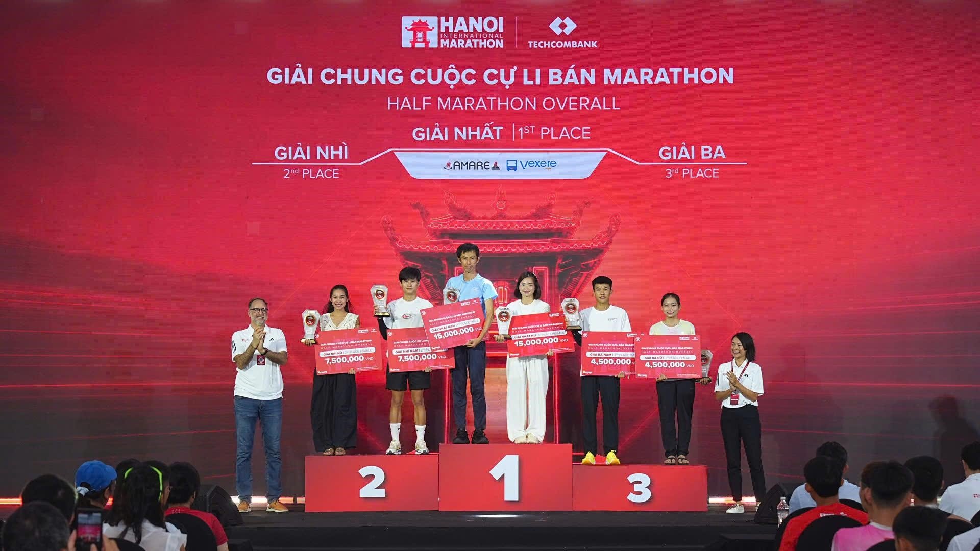 Hơn 14.500 VĐV từ 57 quốc gia và vùng lãnh thổ tạo kỷ lục mới tại Marathon Quốc tế Hà Nội Techcombank Mùa thứ 5