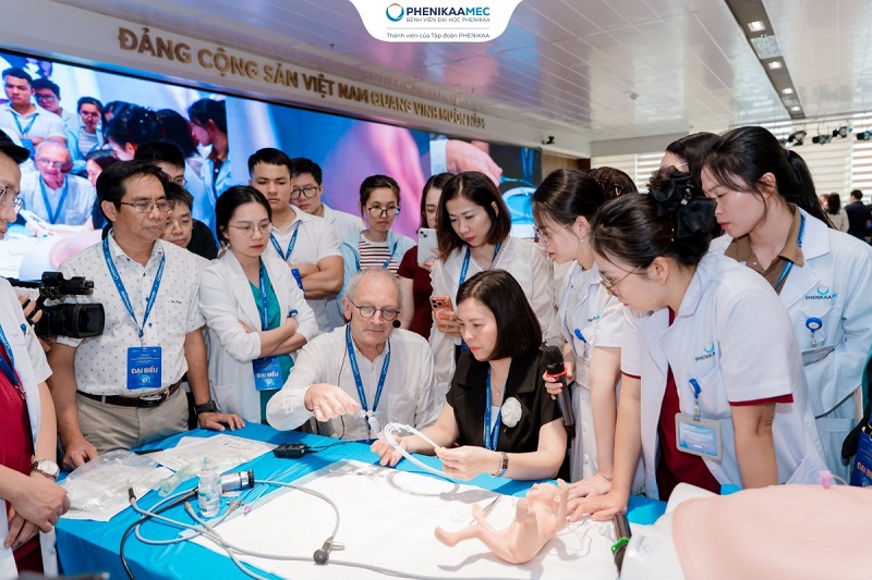 Kết nối mạng lưới chuyên gia quốc tế phát triển y học bào thai