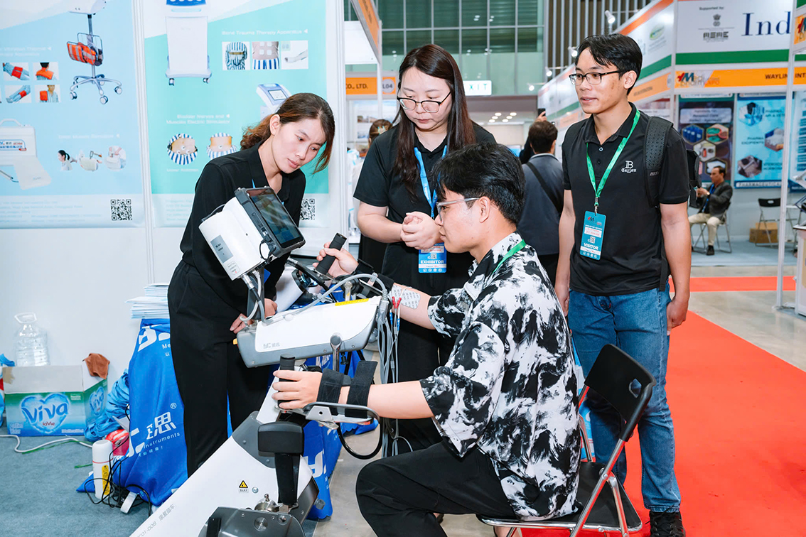 Vietnam Medipharm Expo 2025 - Quy tụ 450 doanh nghiệp đến từ 23 quốc gia và vùng lãnh thổ